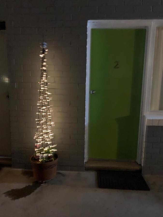 Temora Motel ภายนอก รูปภาพ