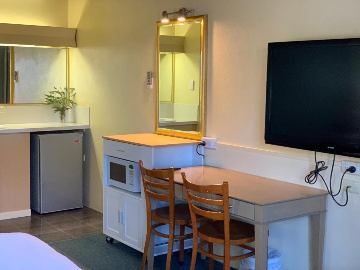 Temora Motel ภายนอก รูปภาพ